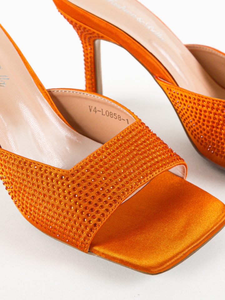 Saboti dama Faun Fuchsia