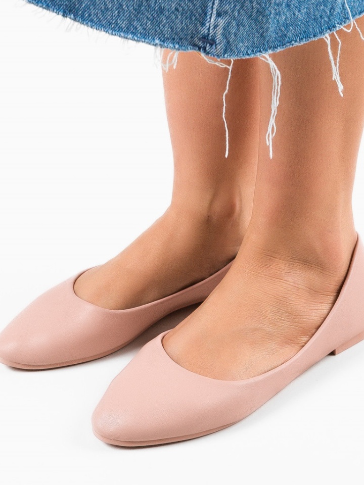 Balerini dama Kandar Roz