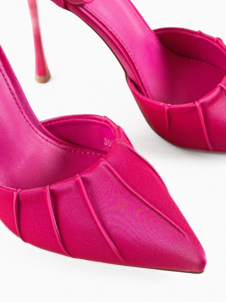 Pantofi cu toc Clay Negri