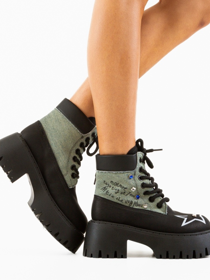 Ghete dama Hace Camel