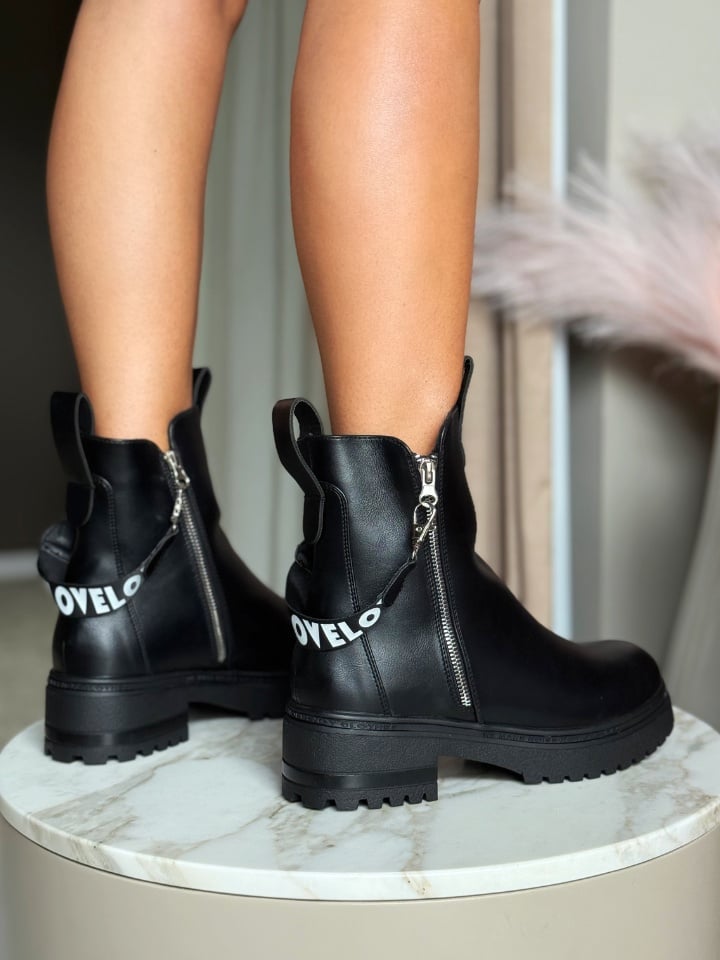 Ghete dama Loble Negre