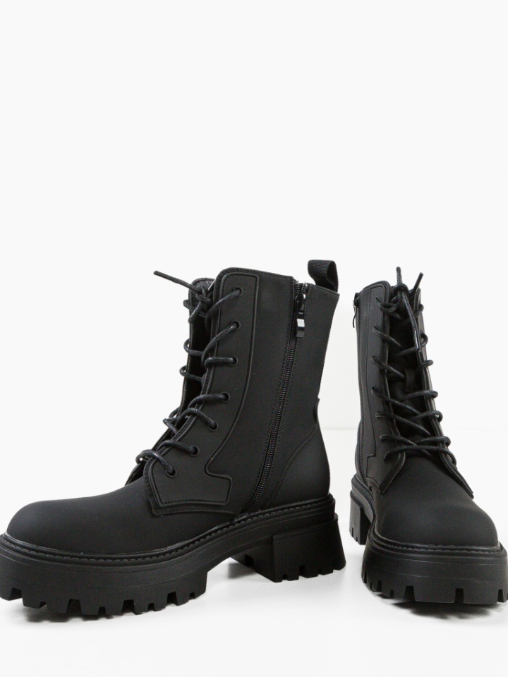 Ghete dama Nadine Negre