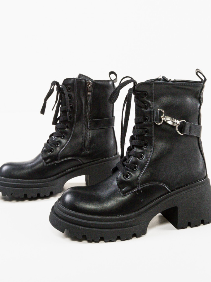 Ghete dama Jane Negre