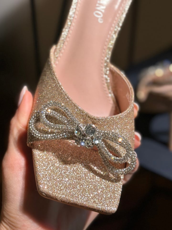 Saboti dama Sonam Aurii 2