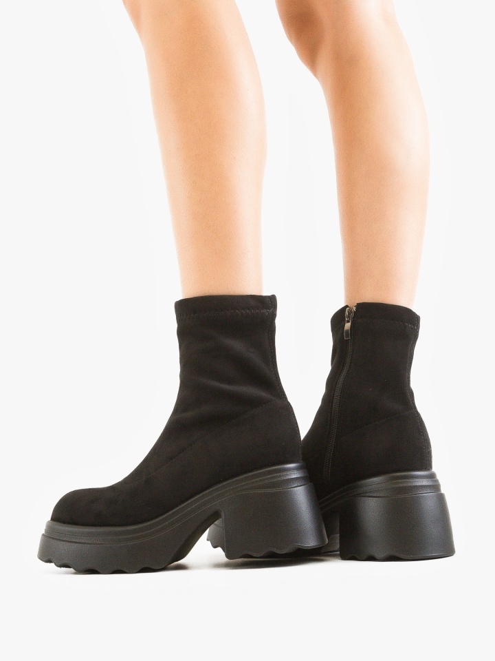 Ghete dama Kann Negre