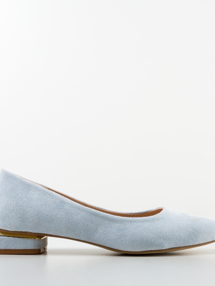 Balerini dama Chira Negri