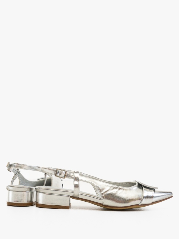 Balerini dama Limna Negri