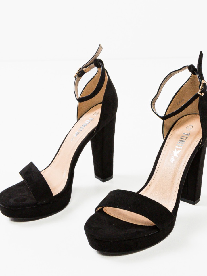 Sandale cu toc Cara Negre
