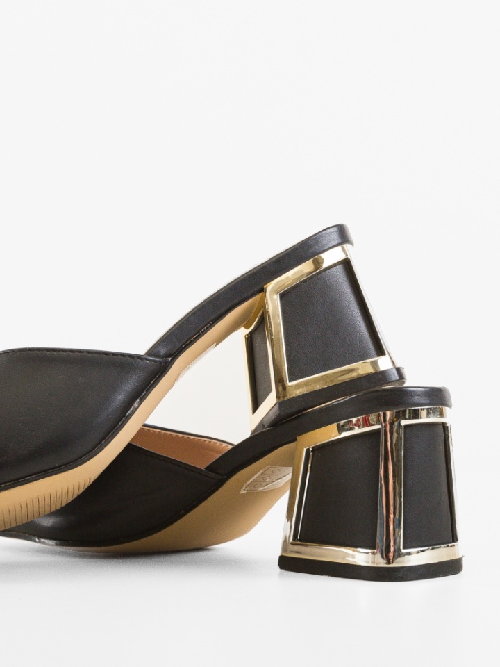 Saboti dama Ghynes Bej