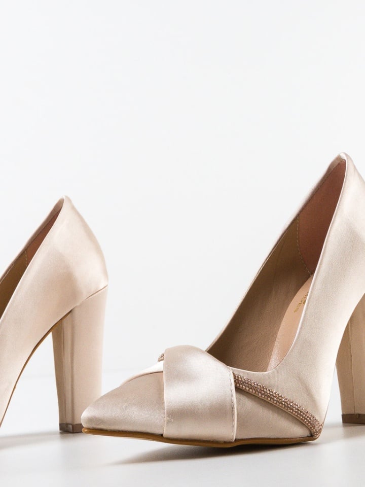 Pantofi cu toc Roka Negri 4