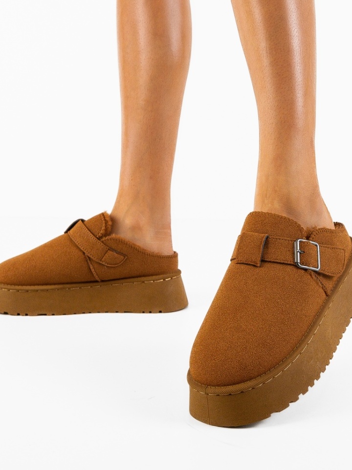 Papuci tip Ug Byrky Negri