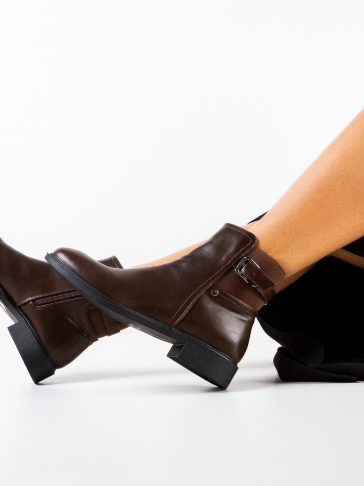 Ghete dama Ygry Maro