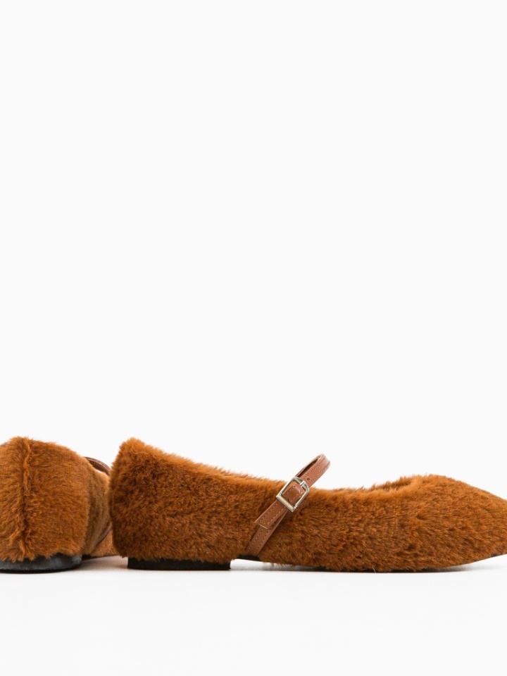 Balerini dama Pufulet Negri