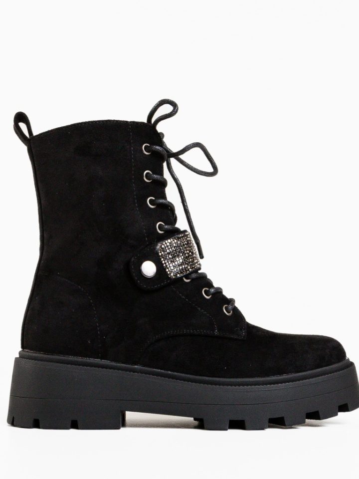 Ghete dama Akatika Negre