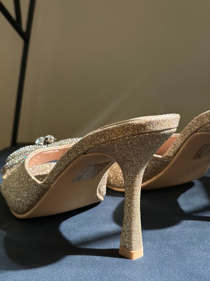 Saboti dama Sonam Aurii 2