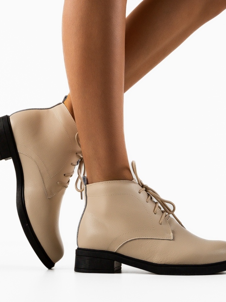 Ghete dama Tenzin Bej