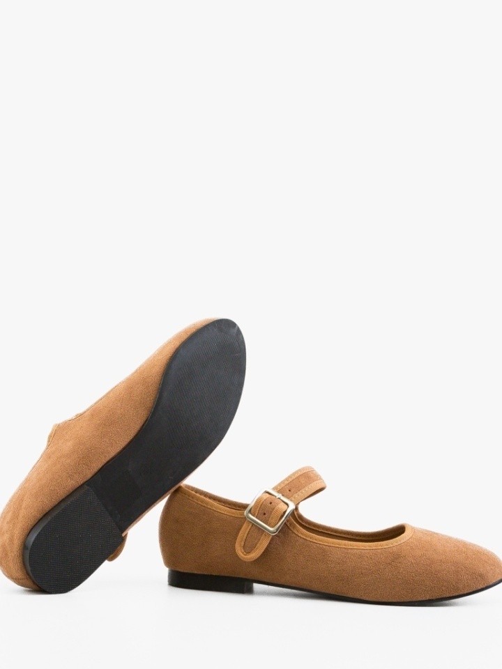 Balerini dama Bytyr Maro