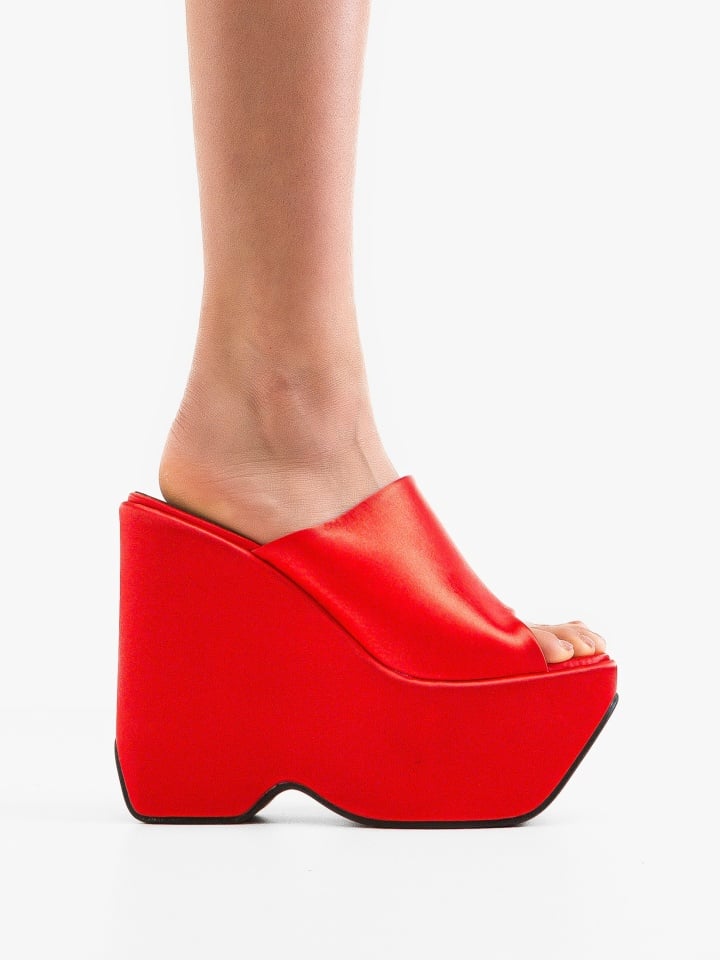 Saboti dama Kayleig Rosii