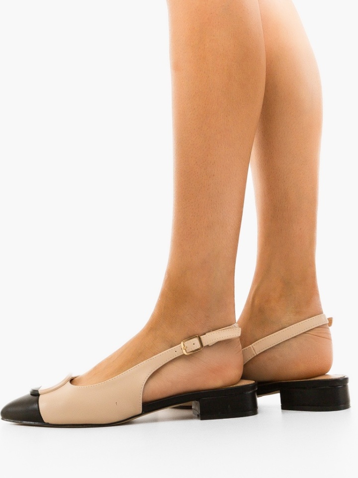 Balerini dama Ismali Nude