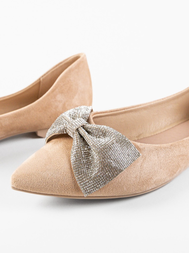 Balerini dama Fyng Roz