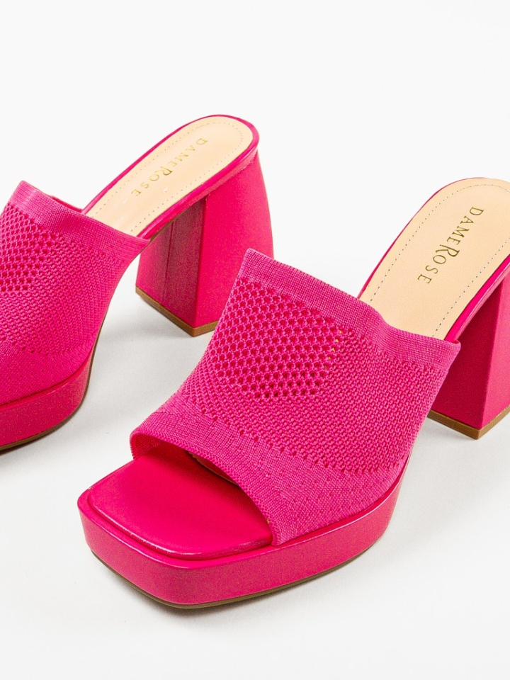 Saboti dama Bolanle Khaki