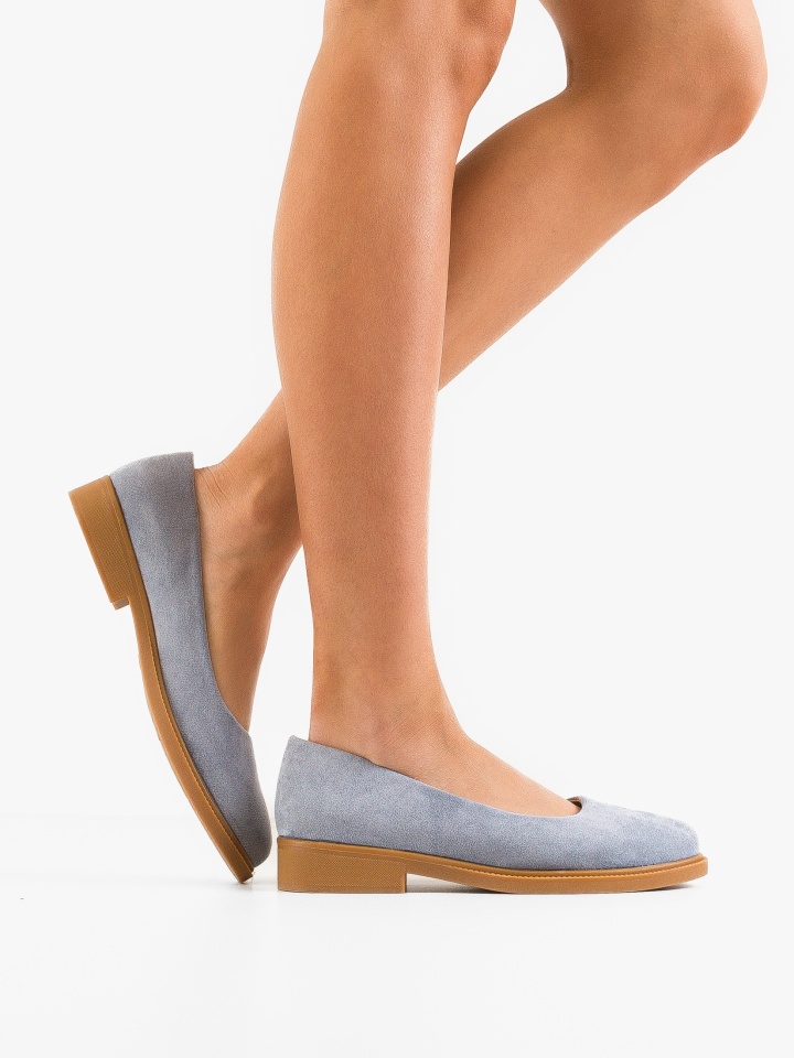 Balerini dama Dabby Albastri