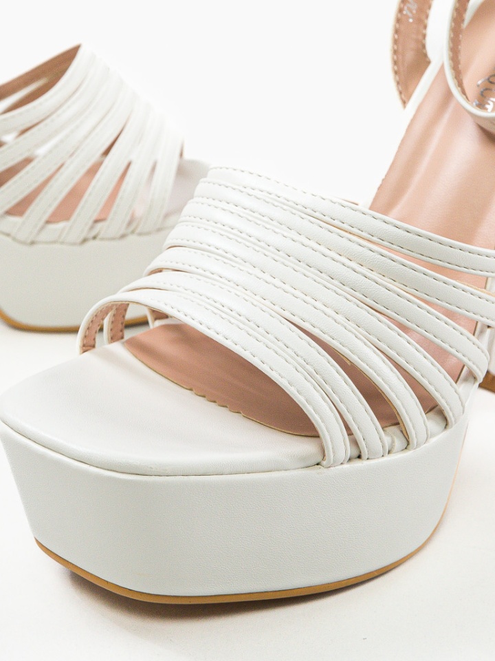 Sandale cu toc Gayatri Bej