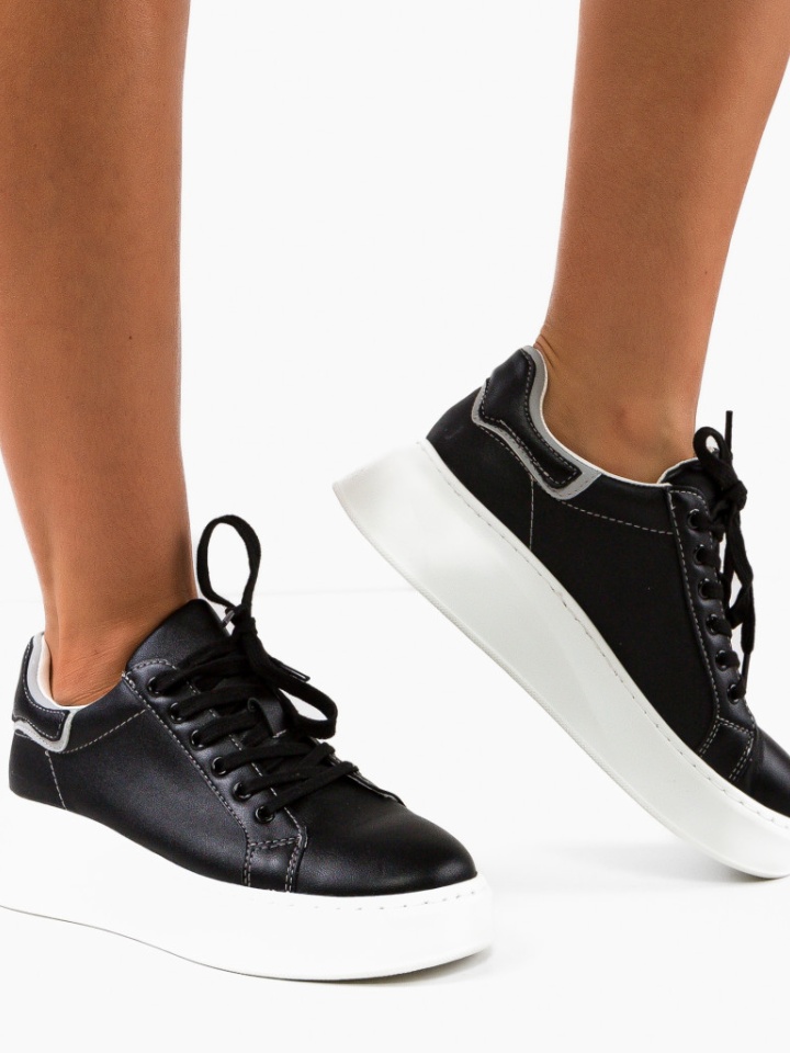 Sneakers dama Mcgee Negri