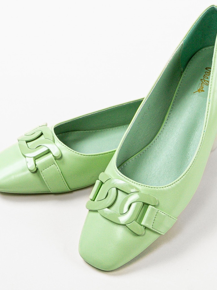 Balerini dama Proko Roz