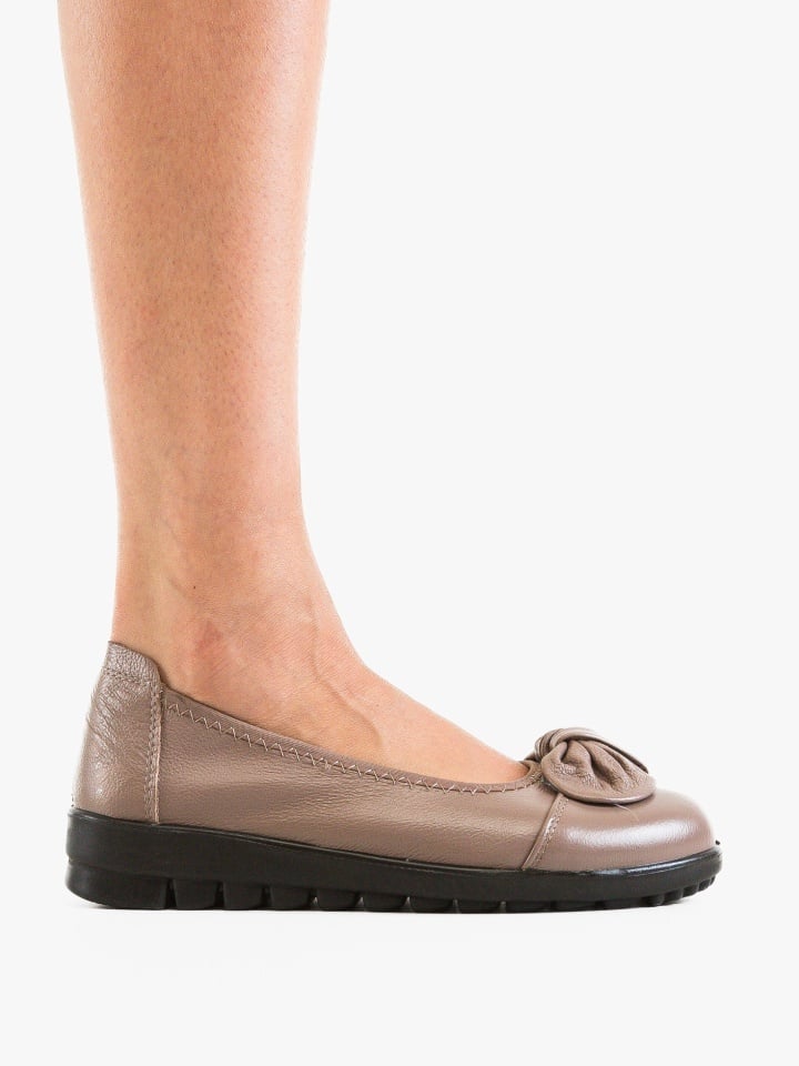 Balerini dama Relya Mov