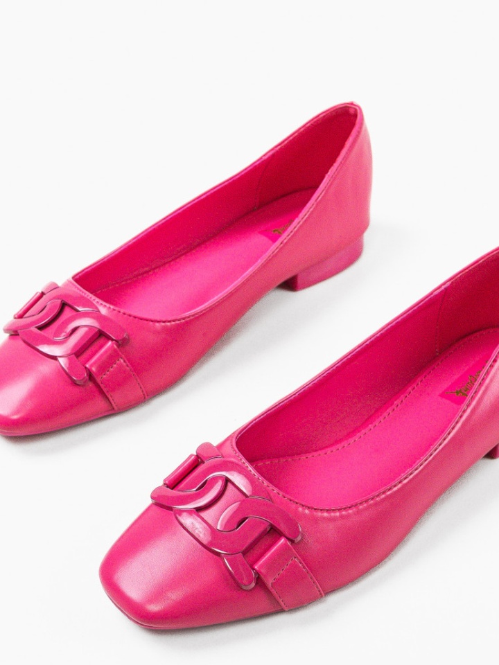 Balerini dama Proko Roz