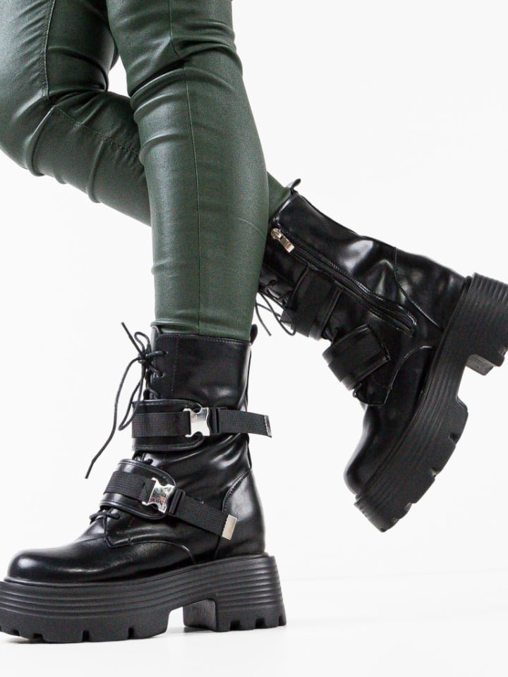 Ghete dama Menka Negre