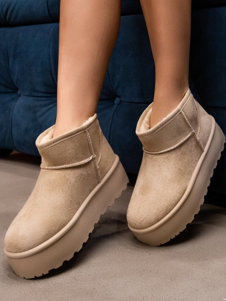 Cizme tip Ug Sethio Bej