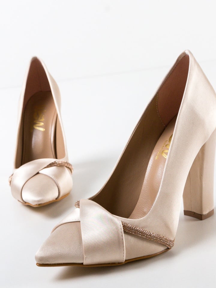 Pantofi cu toc Roka Negri 4