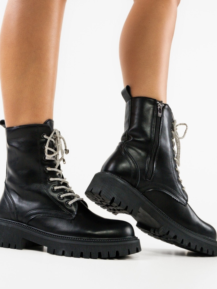 Ghete dama Atum Negre