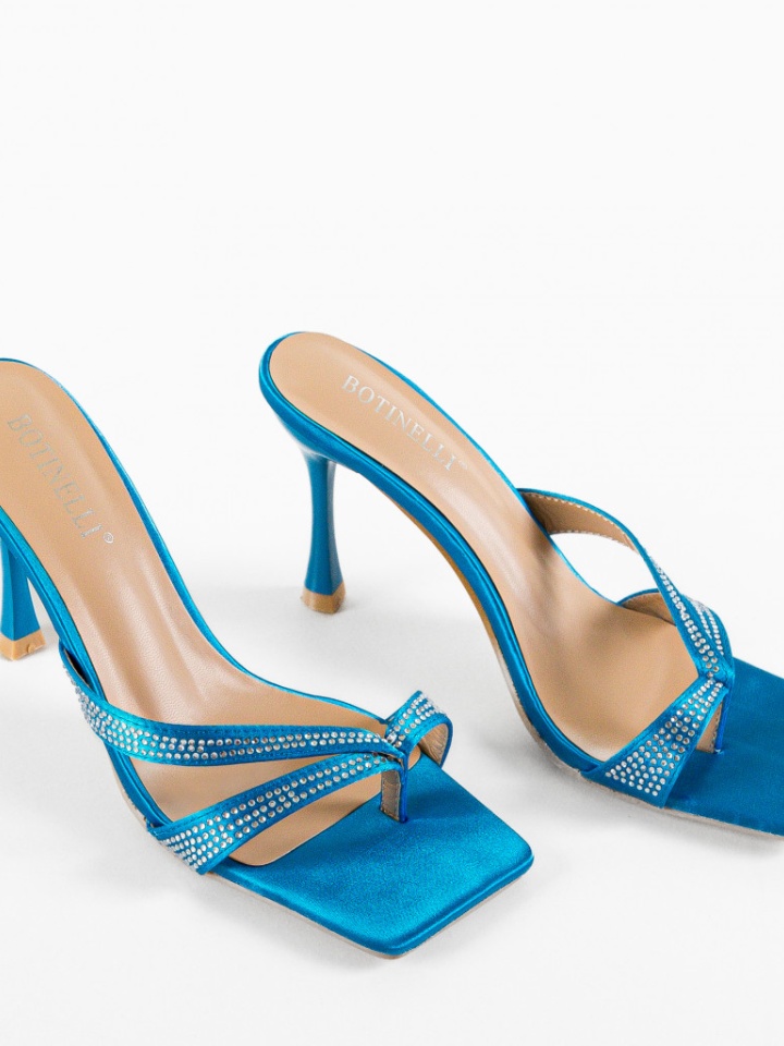 Saboti cu toc Mura Albastri