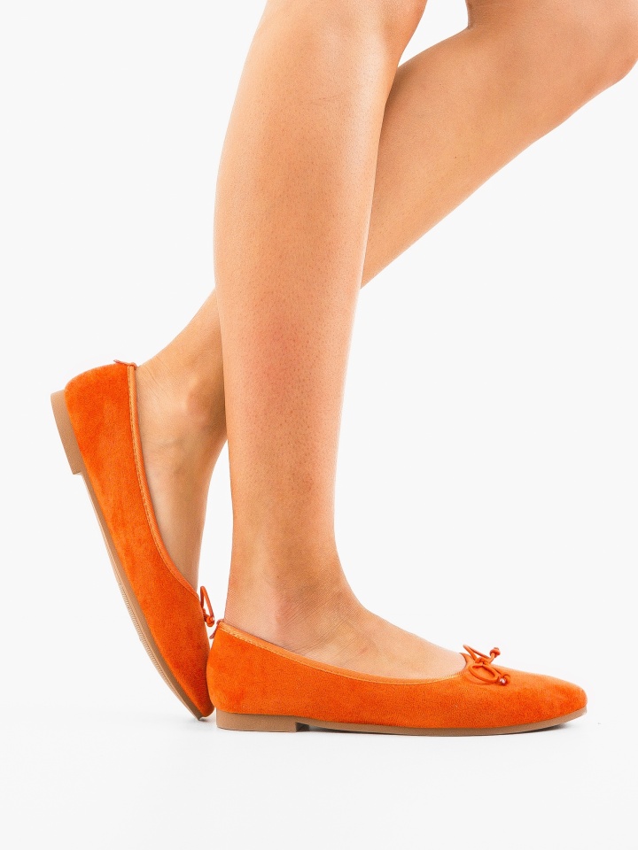 Balerini dama Elinor Albastri