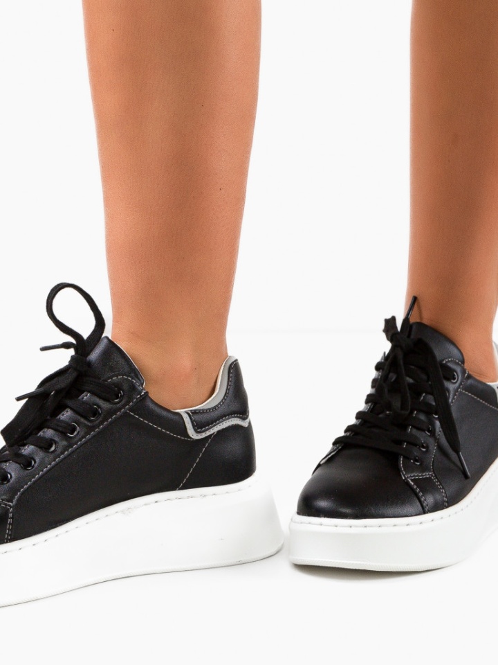 Sneakers dama Mcgee Negri