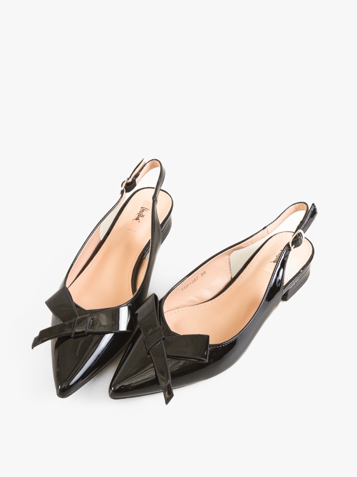 Balerini dama Faye Bej