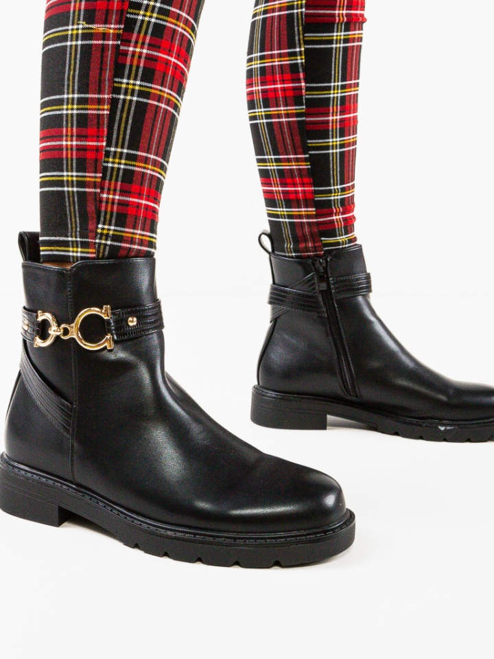 Ghete dama Hanna Negre