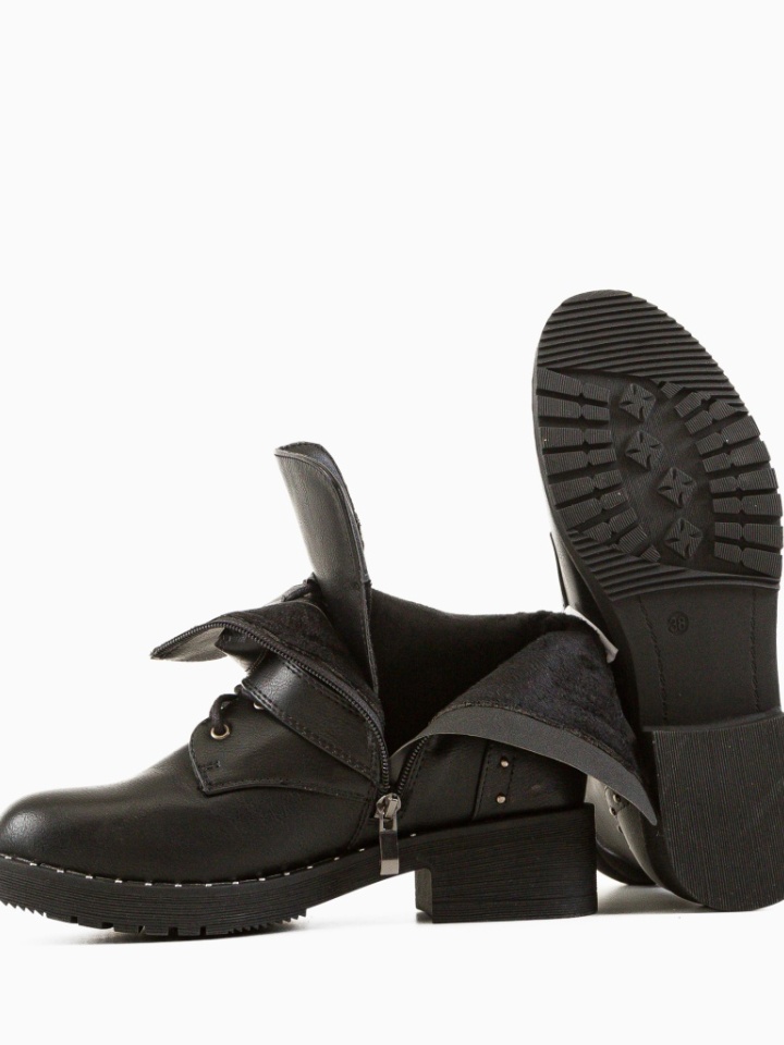 Ghete dama Pariah Negre