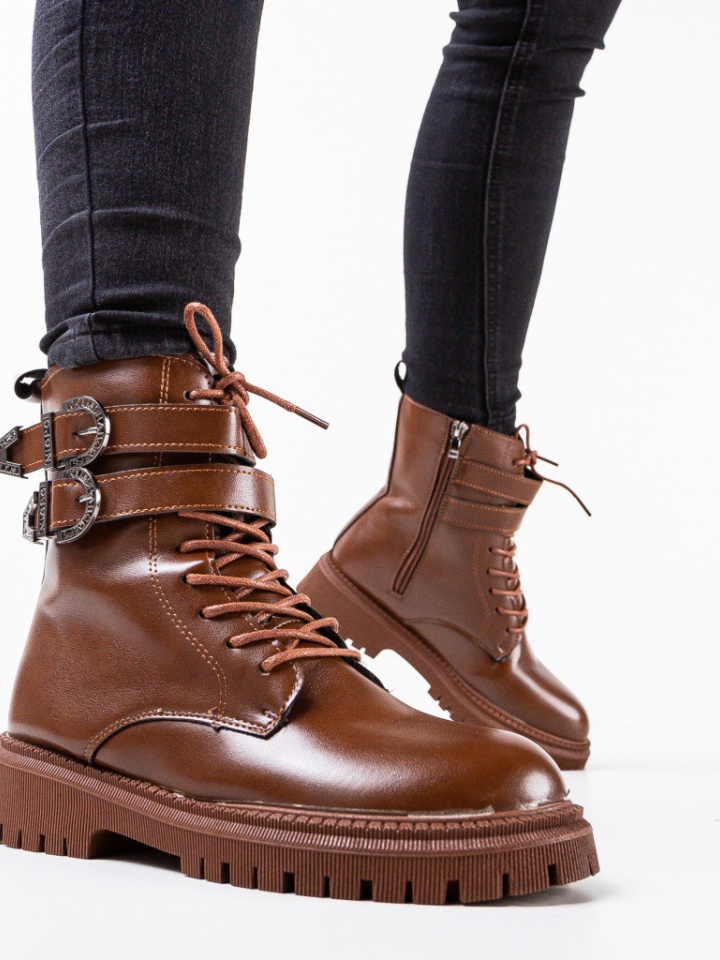 Ghete dama Bhavik Maro