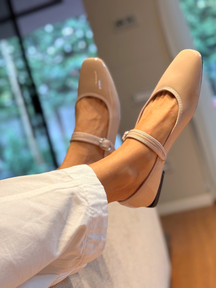 Balerini dama Velma Bej