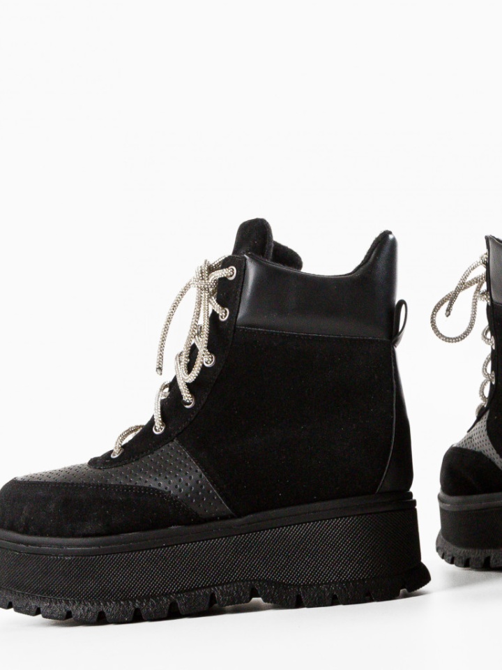 Ghete dama Sedai Negre 3