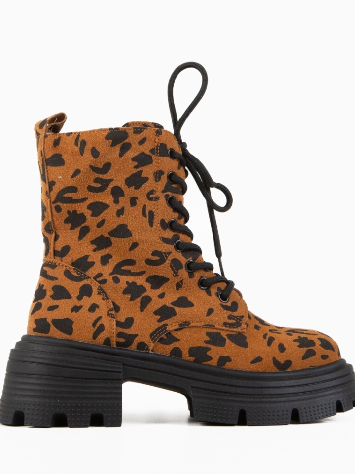 Ghete dama Carnac Maro