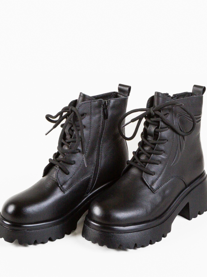 Ghete dama Dara Negre