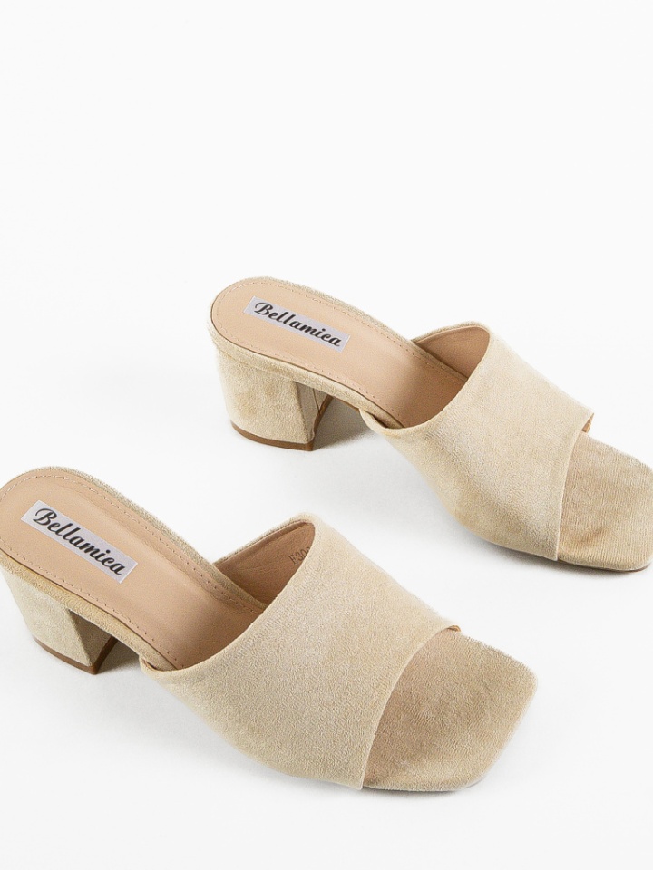 Saboti dama Oghenero Bej