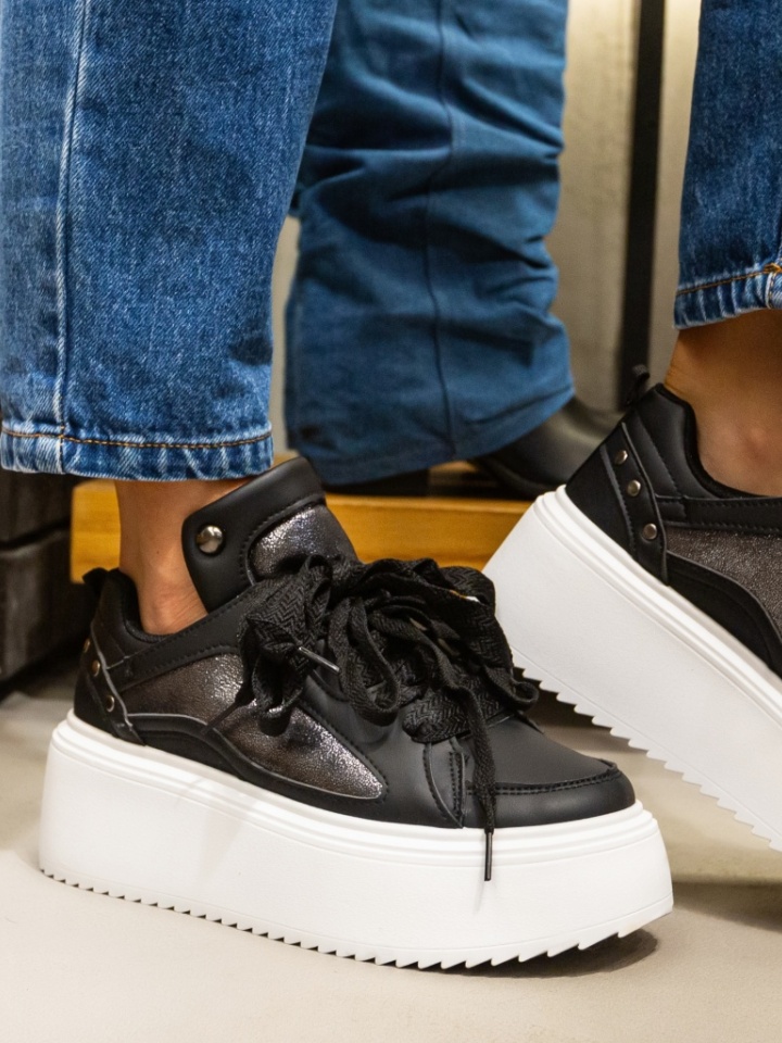 Sneakers dama Adetoku Negri