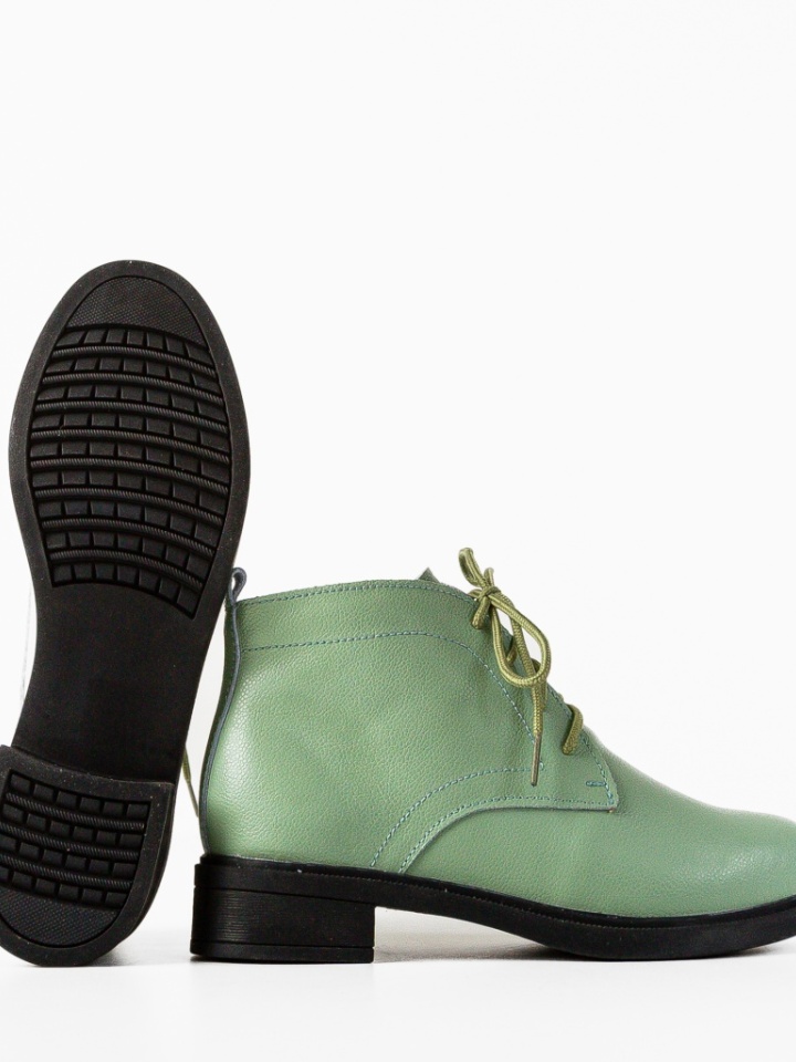 Ghete dama Tenzin Bej