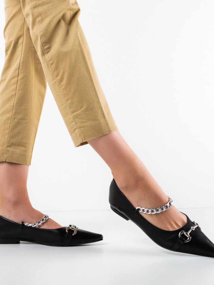 Balerini dama Draper Negri